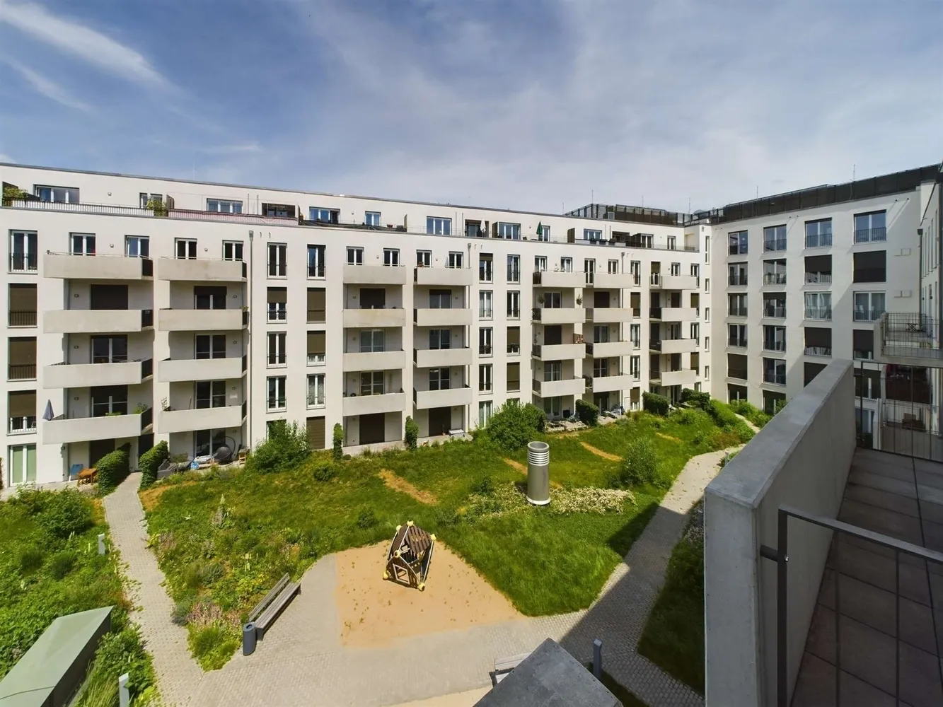 2 Zimmer Wohnung mit 49 m² in Dresden – Bild 1