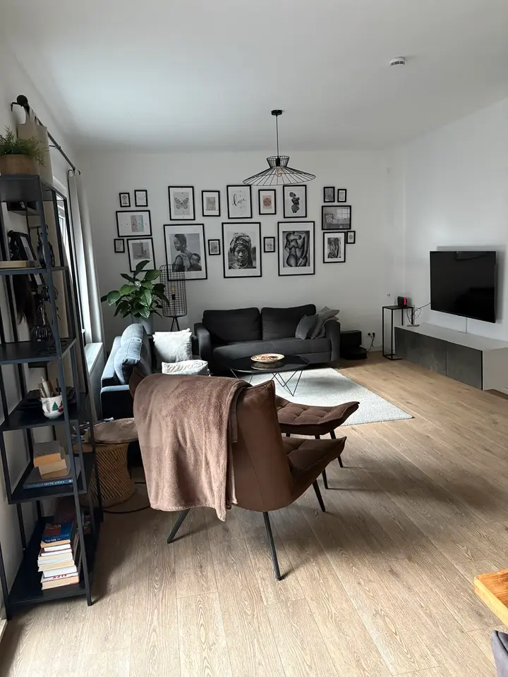 WG-Zimmer mit 82 m² in Neuss – Bild 1