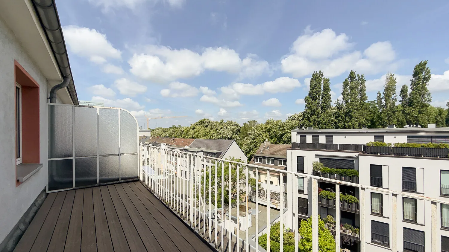 2 Zimmer Wohnung mit 82 m² in Düsseldorf – Bild 1