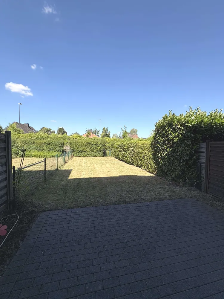 4 Zimmer Haus mit 141 m² in Düsseldorf – Bild 2