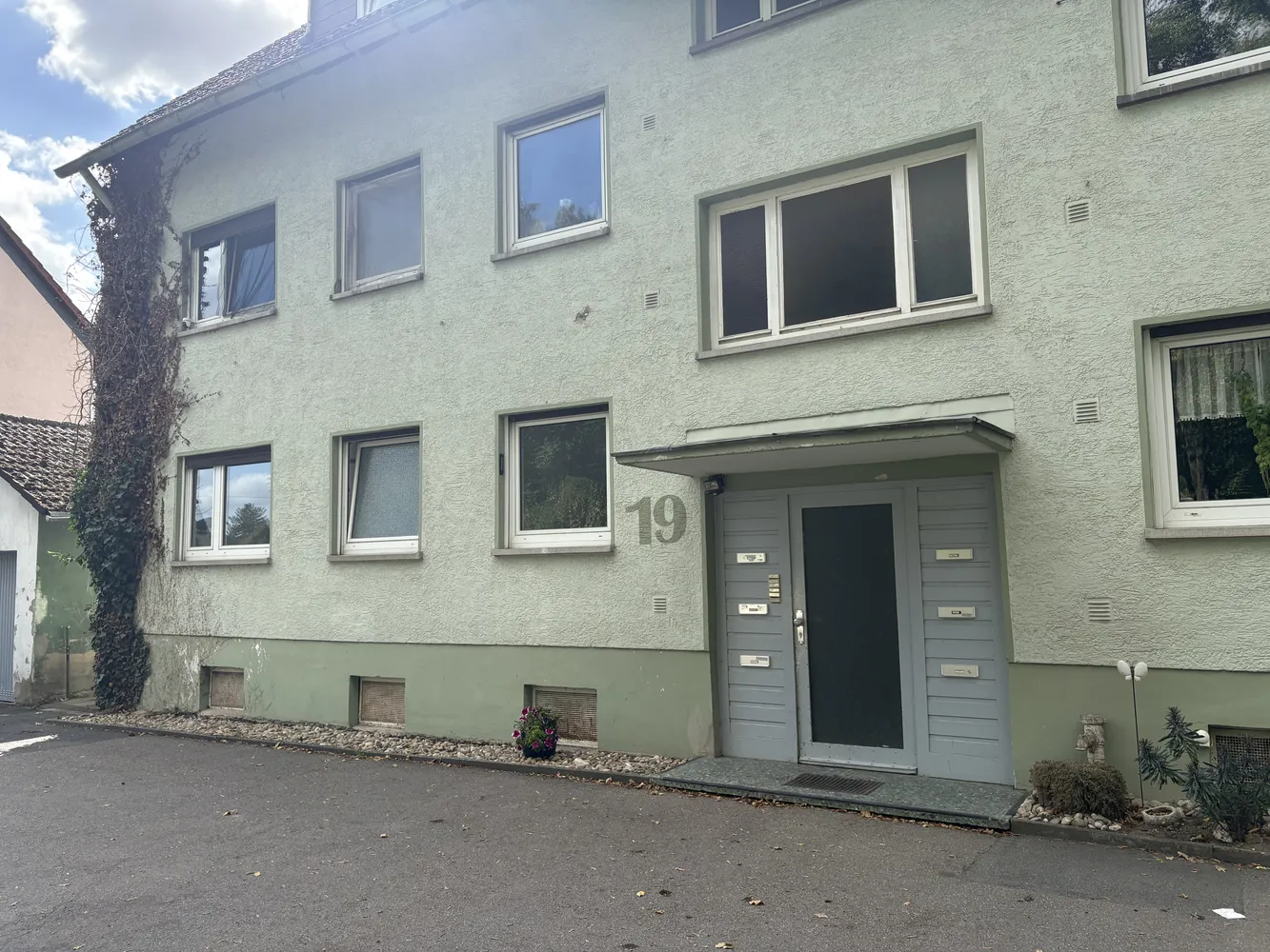 4 Zimmer Wohnung mit 82 m² in Wiesbaden – Bild 1