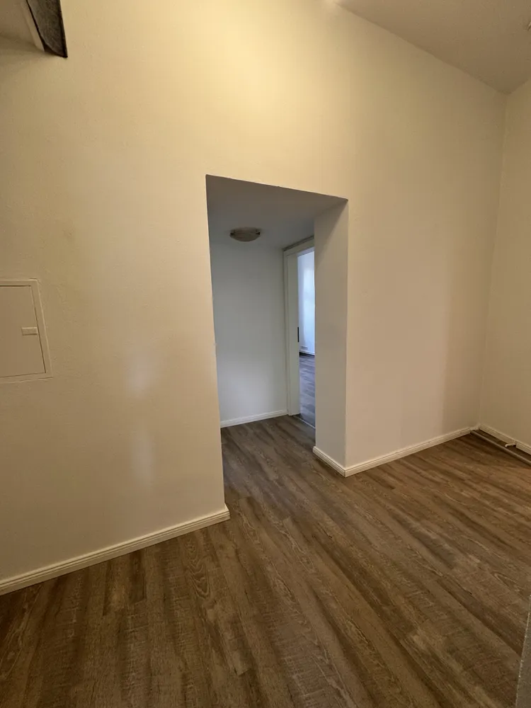 4 Zimmer Wohnung mit 110 m² in Berlin – Bild 1