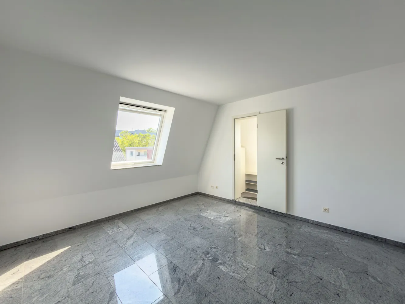 3 Zimmer Wohnung mit 113 m² in Leverkusen – Bild 12