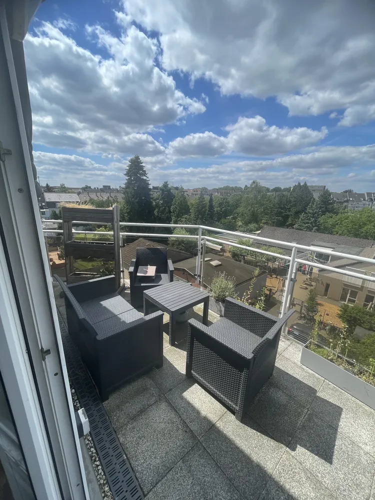 2 Zimmer Wohnung mit 70 m² in Düsseldorf – Bild 4