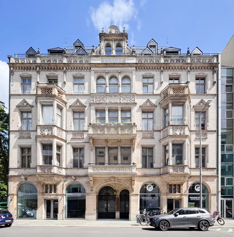 4 Zimmer Wohnung mit 204 m² in Berlin – Bild 2