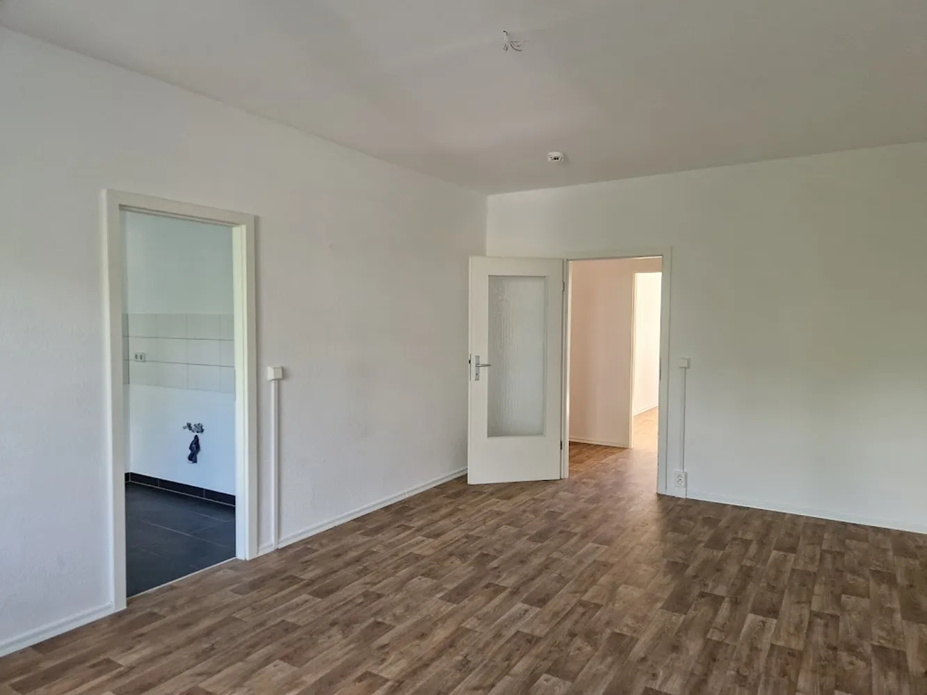 4 Zimmer Wohnung mit 105 m² in Leipzig – Bild 2