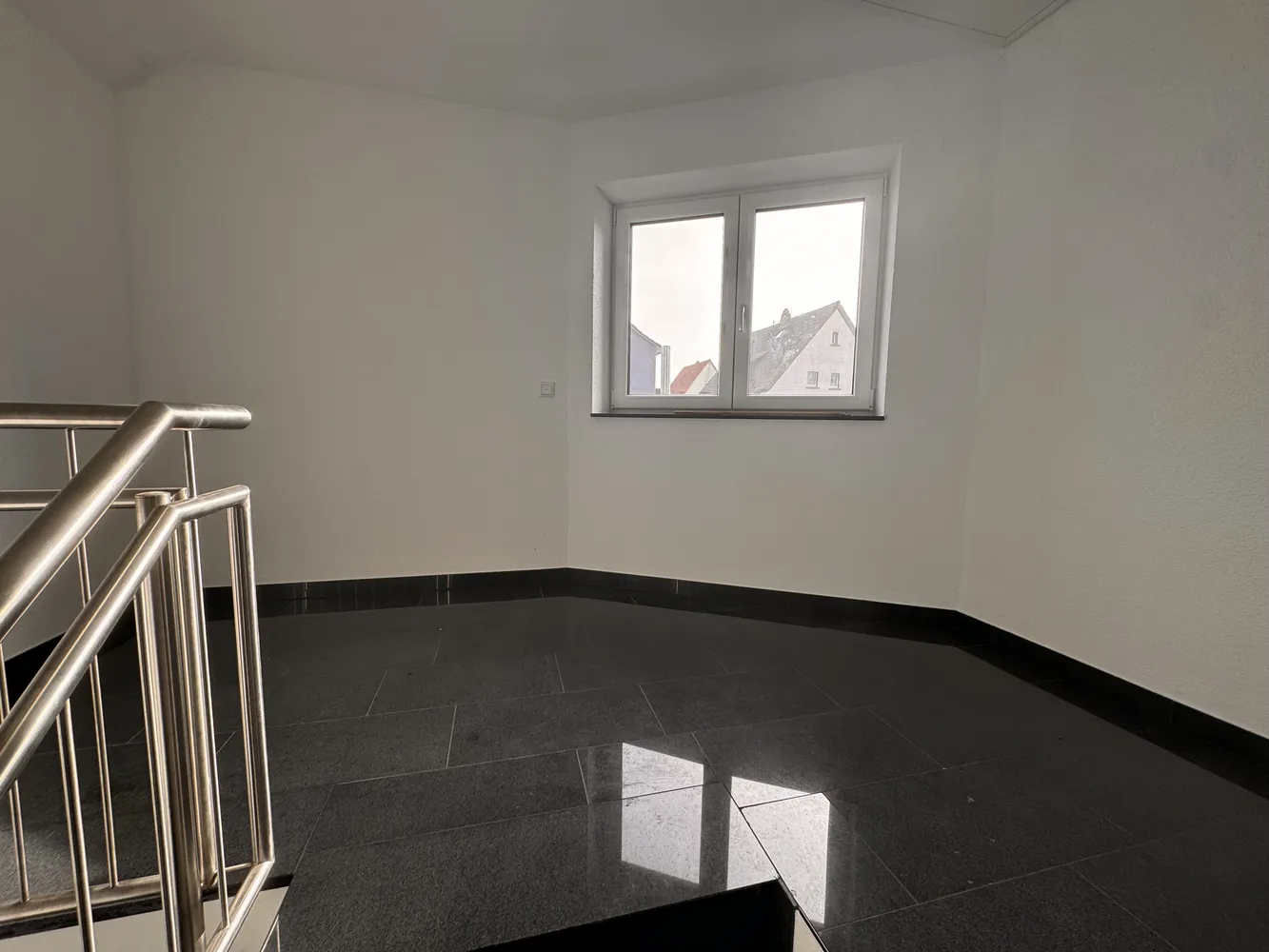 5 Zimmer Wohnung mit 106 m² in Darmstadt – Bild 2