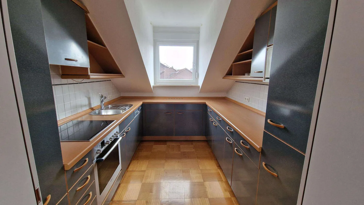 3 Zimmer Wohnung mit 87 m² in Hof – Bild 2