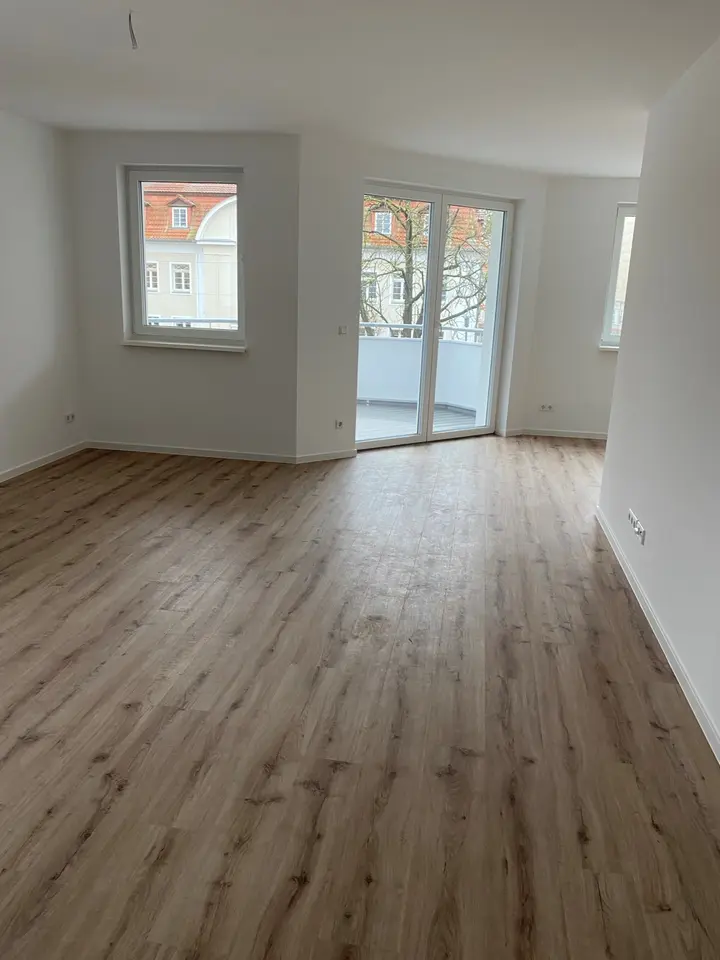 4 Zimmer Wohnung mit 113 m² in Greifswald – Bild 2