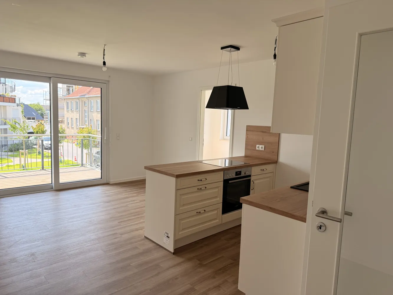 4 Zimmer Wohnung mit 83 m² in Oranienburg – Bild 2