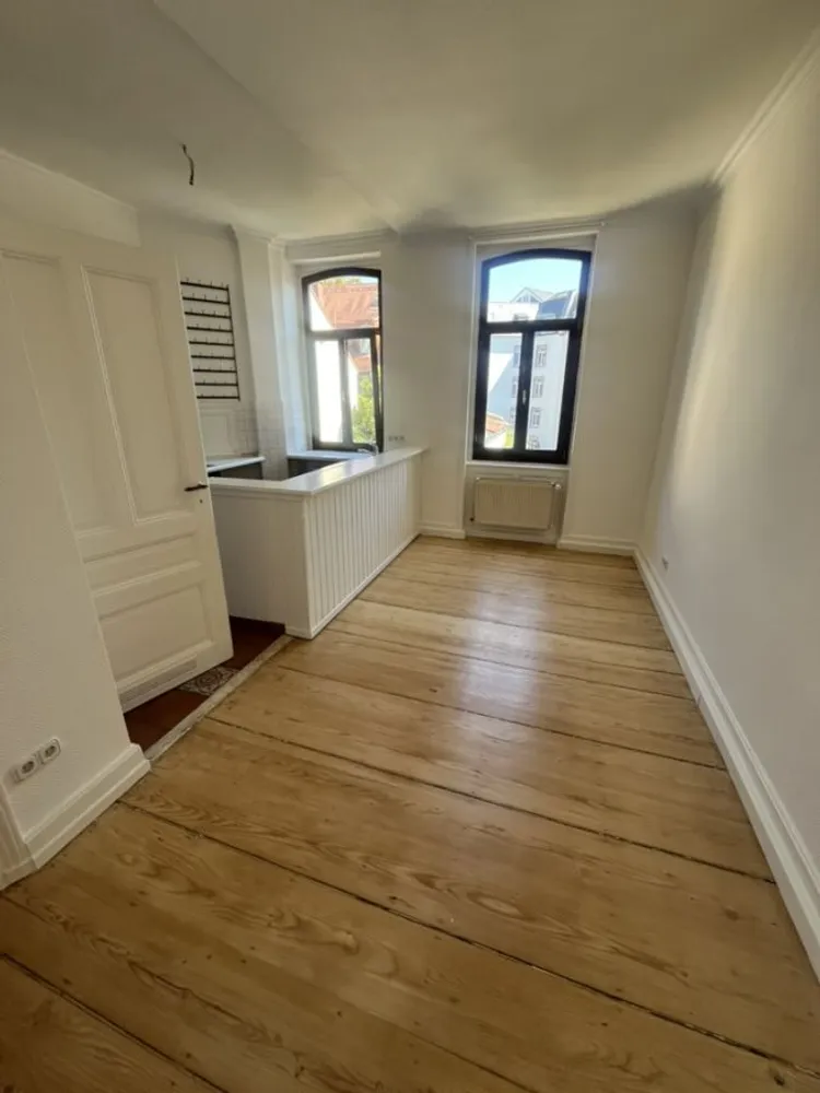 4 Zimmer Wohnung mit 98 m² in Frankfurt am Main – Bild 3