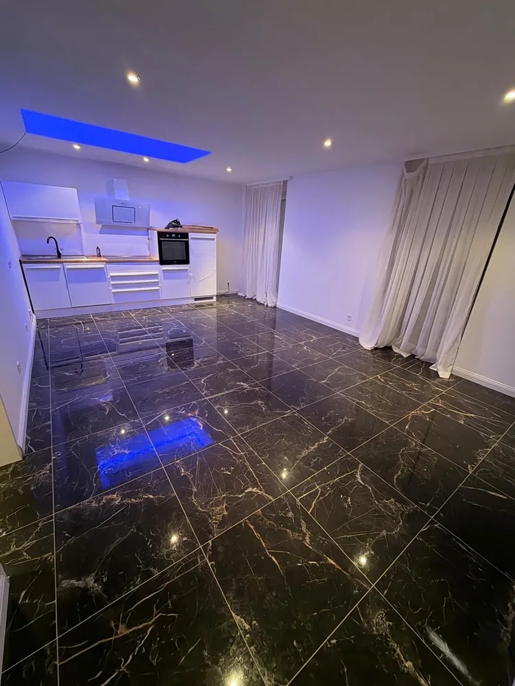 2 Zimmer Wohnung mit 75 m² in Köln – Bild 1