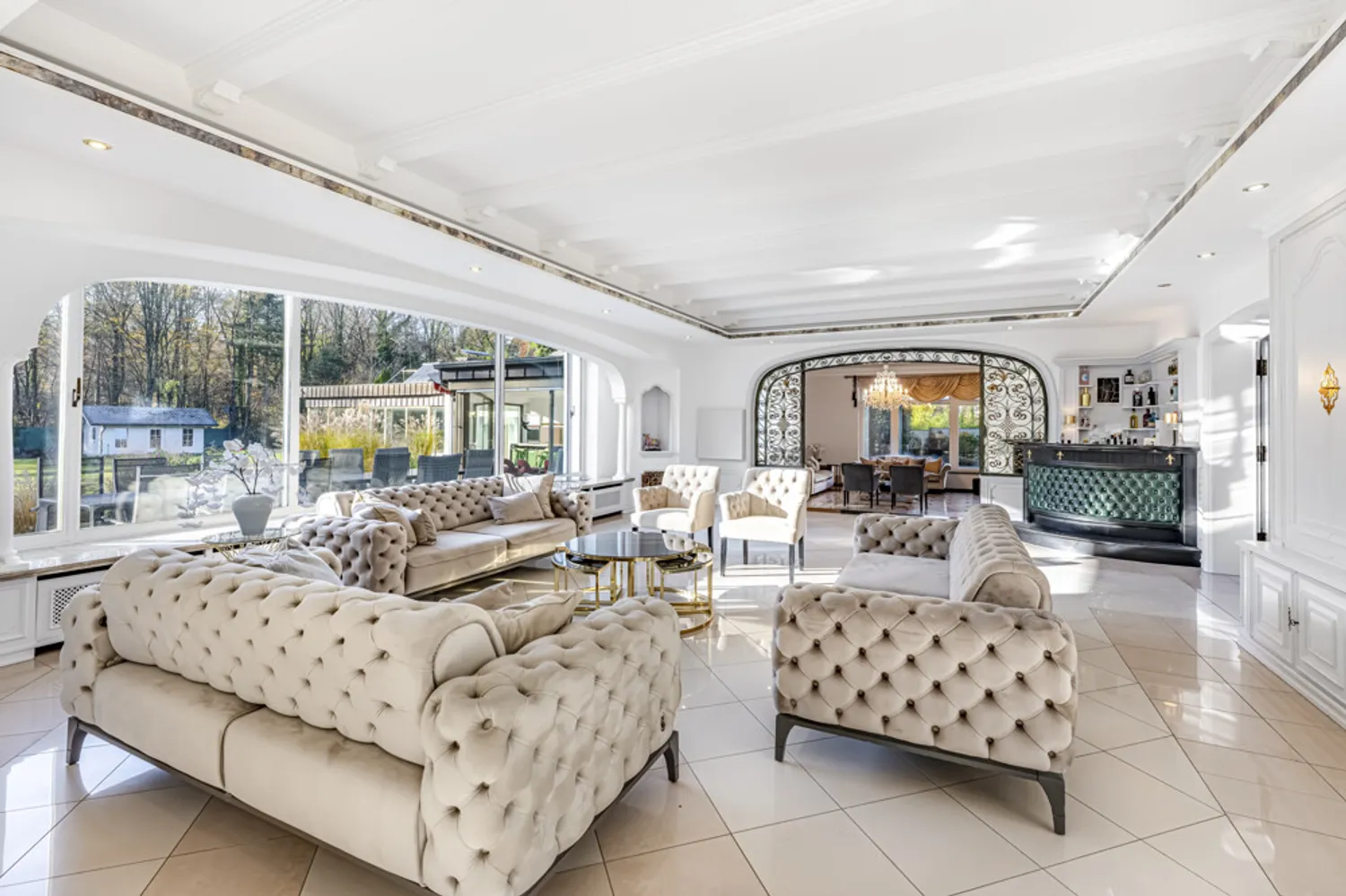9 Zimmer Haus mit 772 m² in Ratingen – Bild 2