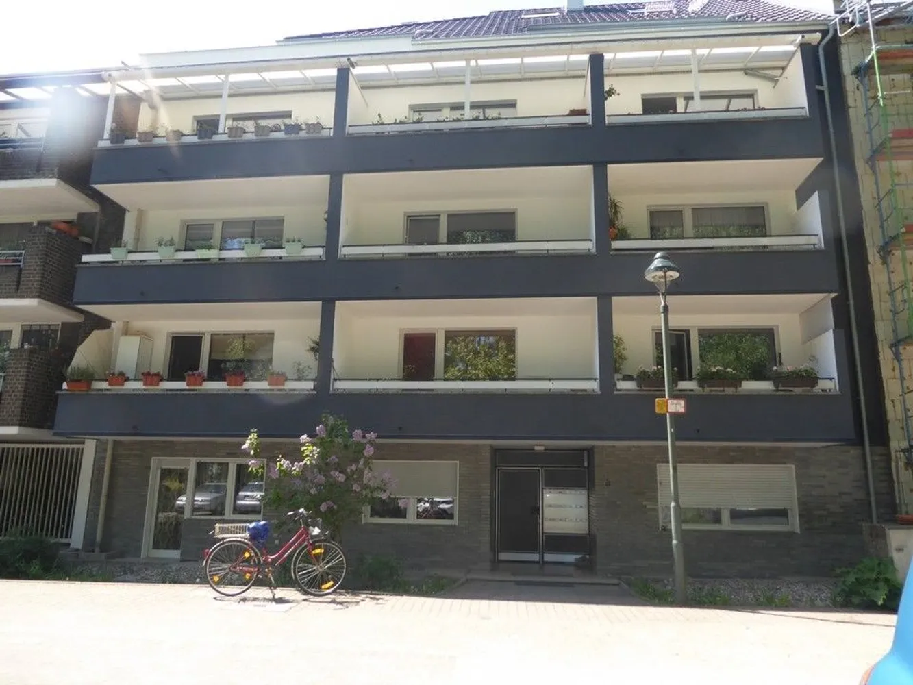 3 Zimmer Wohnung mit 75 m² in Düsseldorf – Bild 4