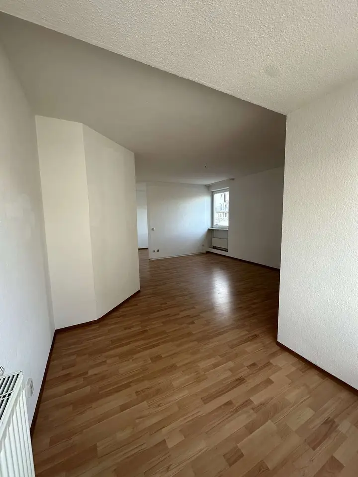 2 Zimmer Wohnung mit 69 m² in Bitterfeld-Wolfen – Bild 3