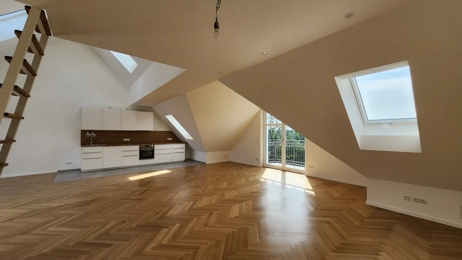 3 Zimmer Wohnung mit 86 m² in Frankfurt am Main – Bild 1