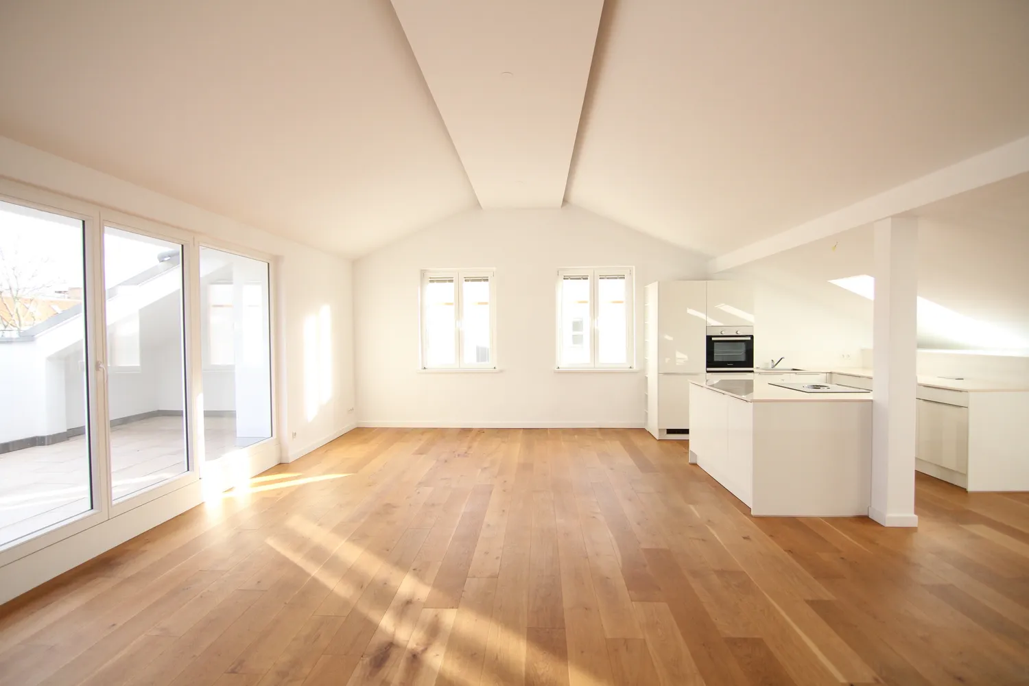 4 Zimmer Wohnung mit 162 m² in Berlin – Bild 1