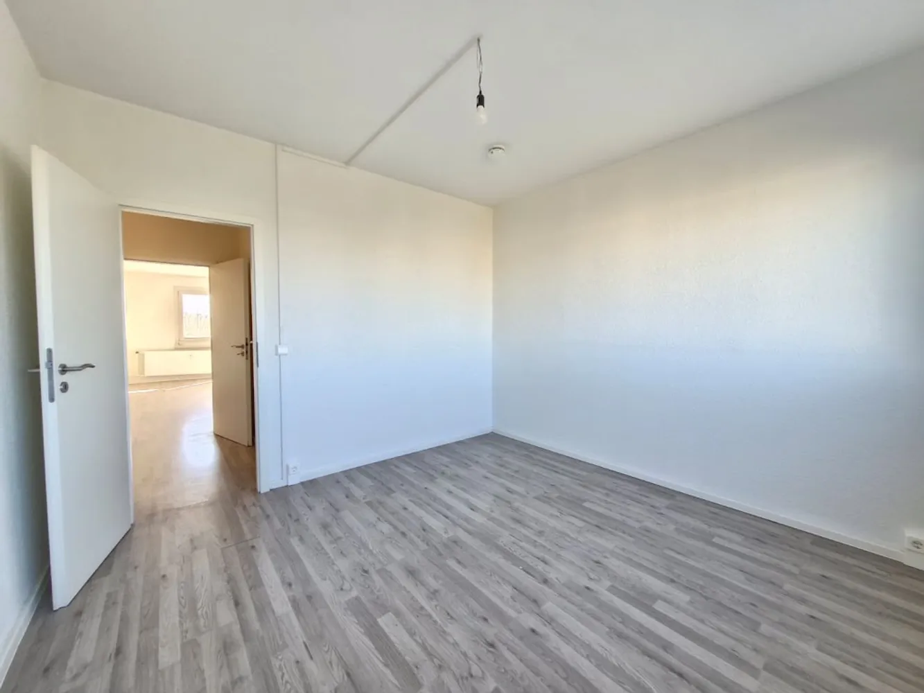 4 Zimmer Wohnung mit 69 m² in Chemnitz – Bild 3