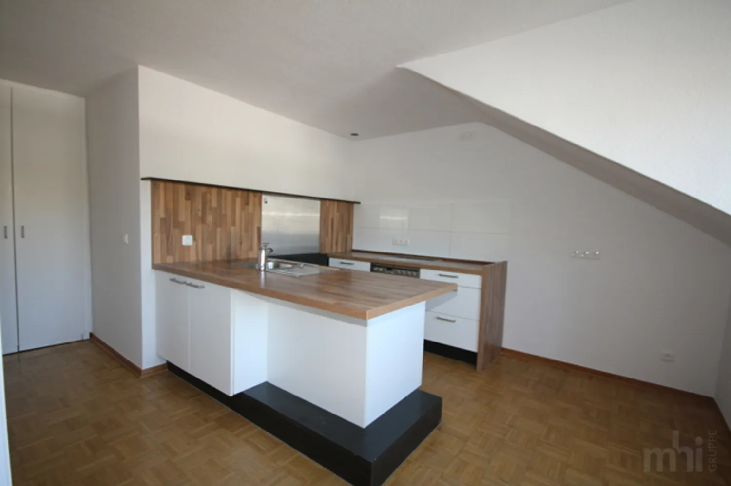 2 Zimmer Wohnung mit 72 m² in Düren – Bild 1