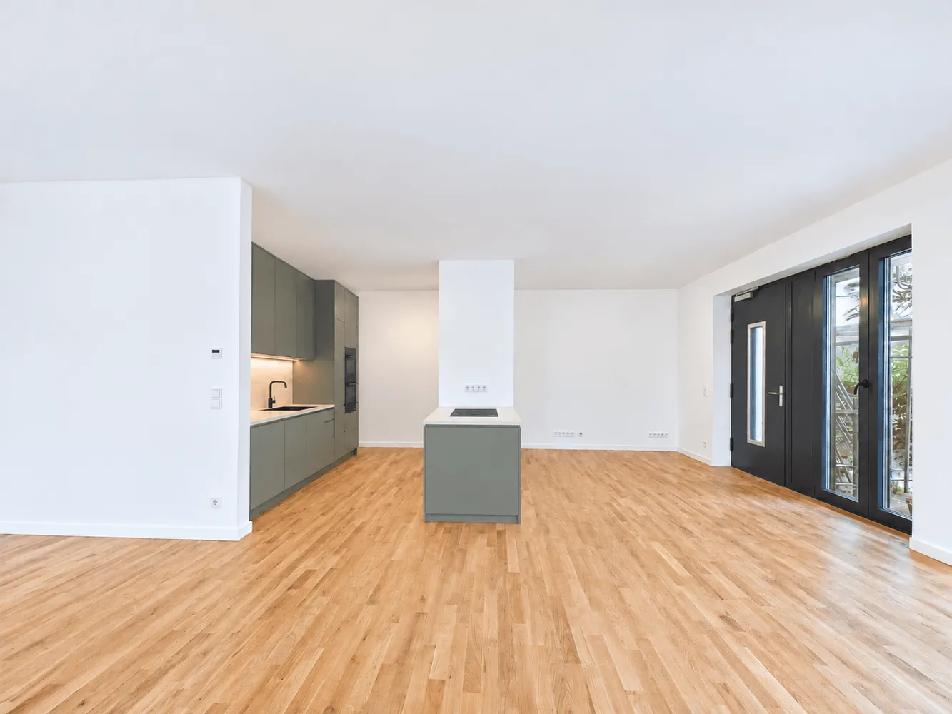 3 Zimmer Wohnung mit 125 m² in Berlin – Bild 2