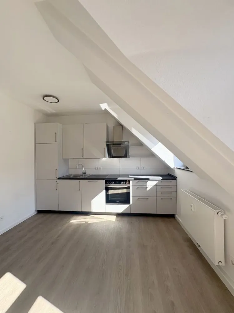 3 Zimmer Wohnung mit 86 m² in Wiesbaden – Bild 4