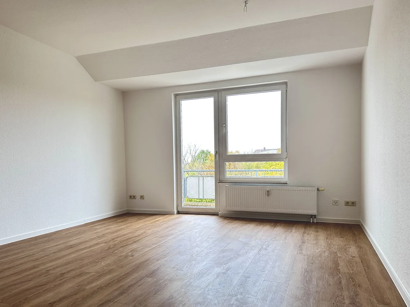 3 Zimmer Wohnung mit 75 m² in Magdeburg – Bild 2