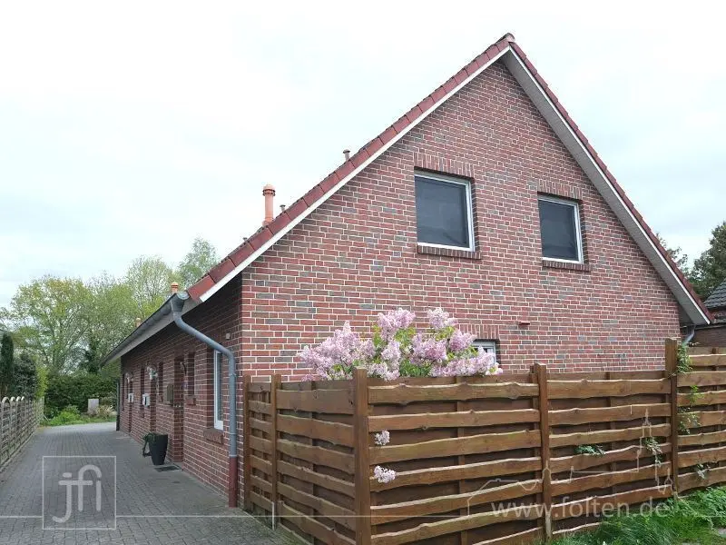 5 Zimmer Haus mit 110 m² in Leer – Bild 1