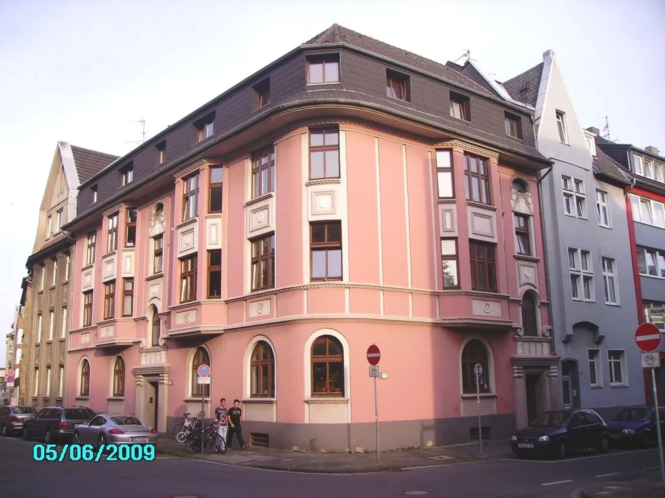 3 Zimmer Wohnung mit 90 m² in Neuss – Bild 2