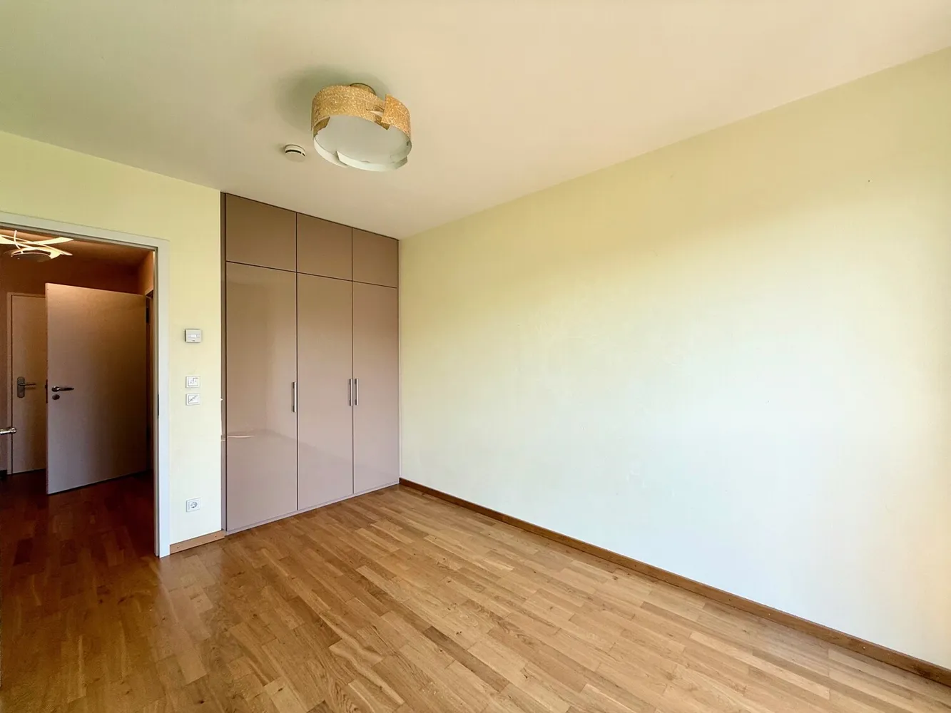 4 Zimmer Wohnung mit 115 m² in Frankfurt am Main – Bild 5