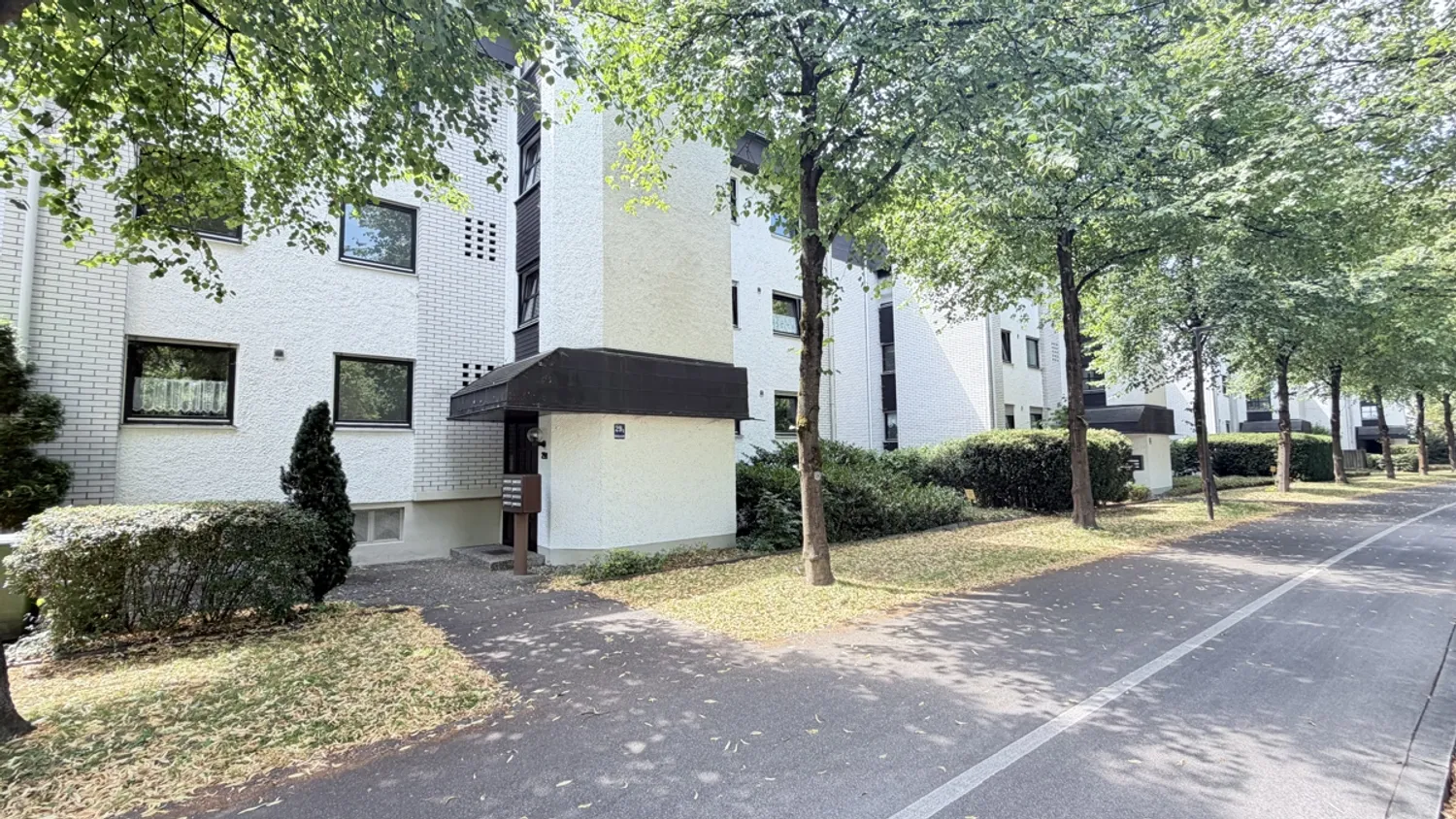 4 Zimmer Wohnung mit 98 m² in Augsburg – Bild 12