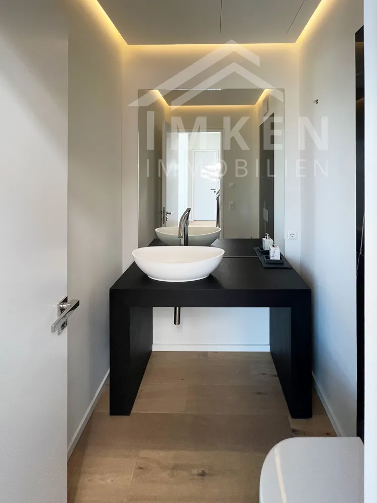 2 Zimmer Wohnung mit 175 m² in Hamburg – Bild 11
