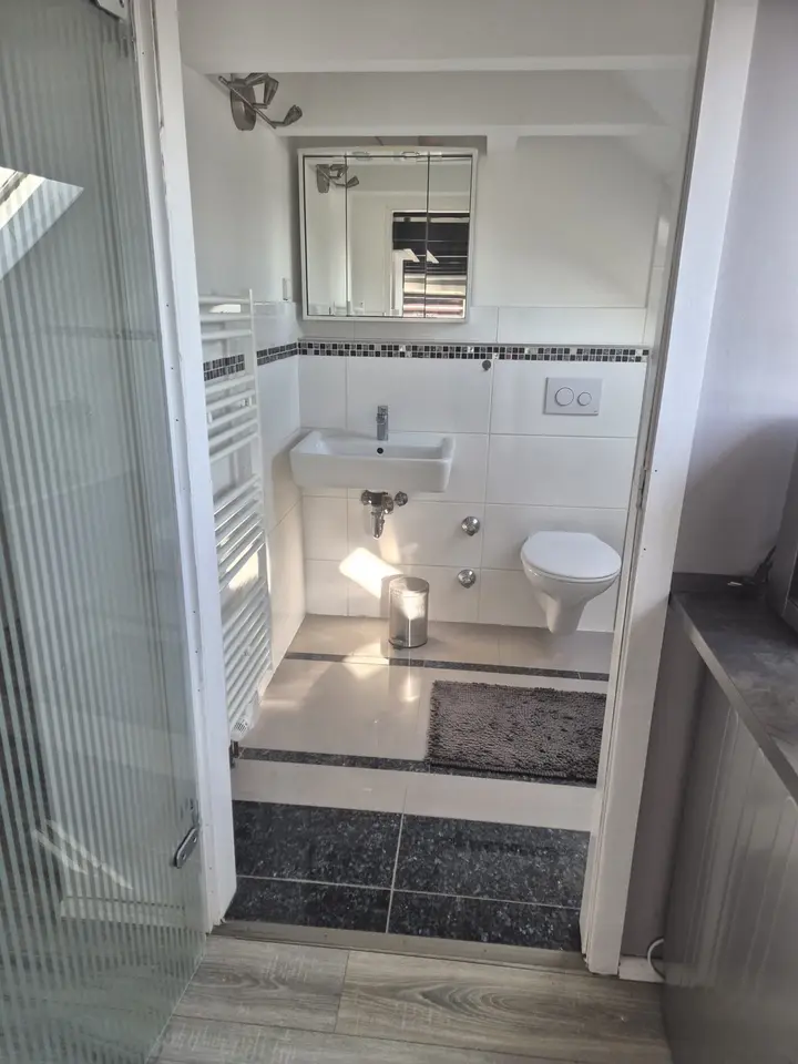 2 Zimmer Wohnung mit 30 m² in Mettmann – Bild 4