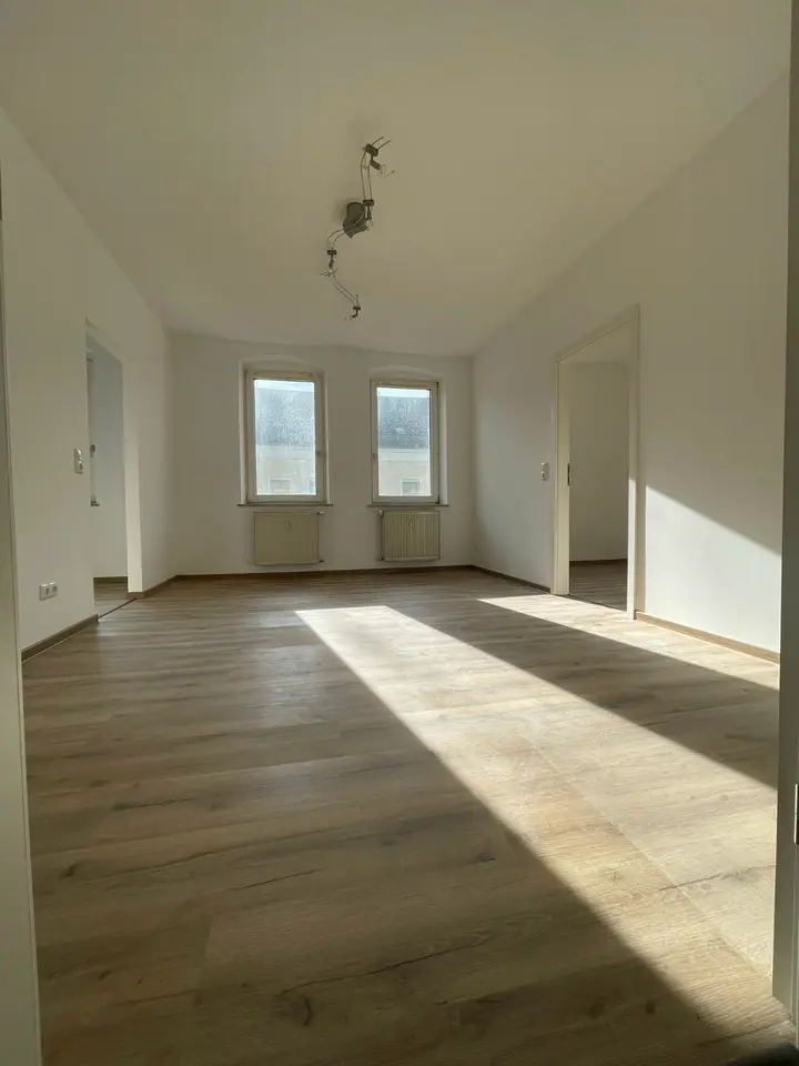 3 Zimmer Wohnung mit 60 m² in Hof – Bild 6