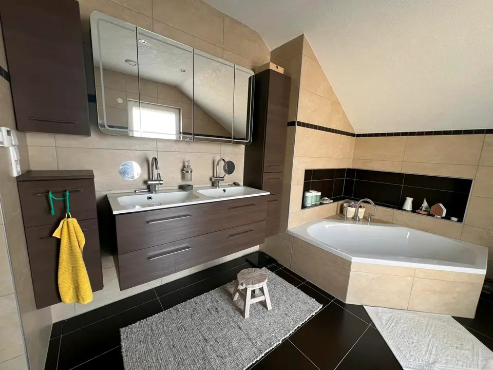 6 Zimmer Haus mit 180 m² in Ettlingen – Bild 4