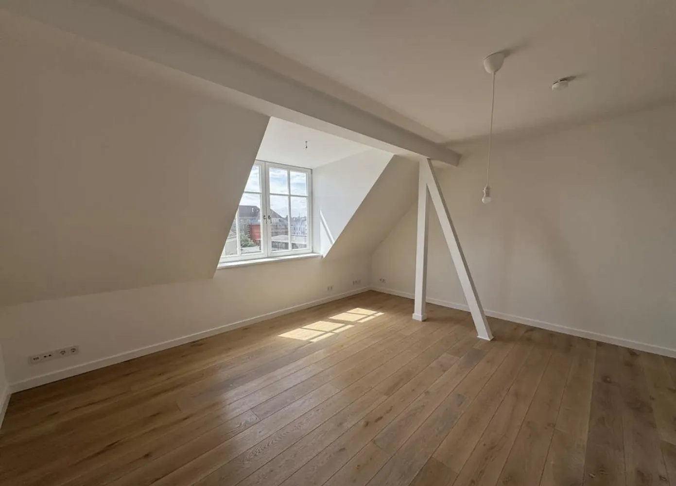 2 Zimmer Wohnung mit 110 m² in Berlin – Bild 5