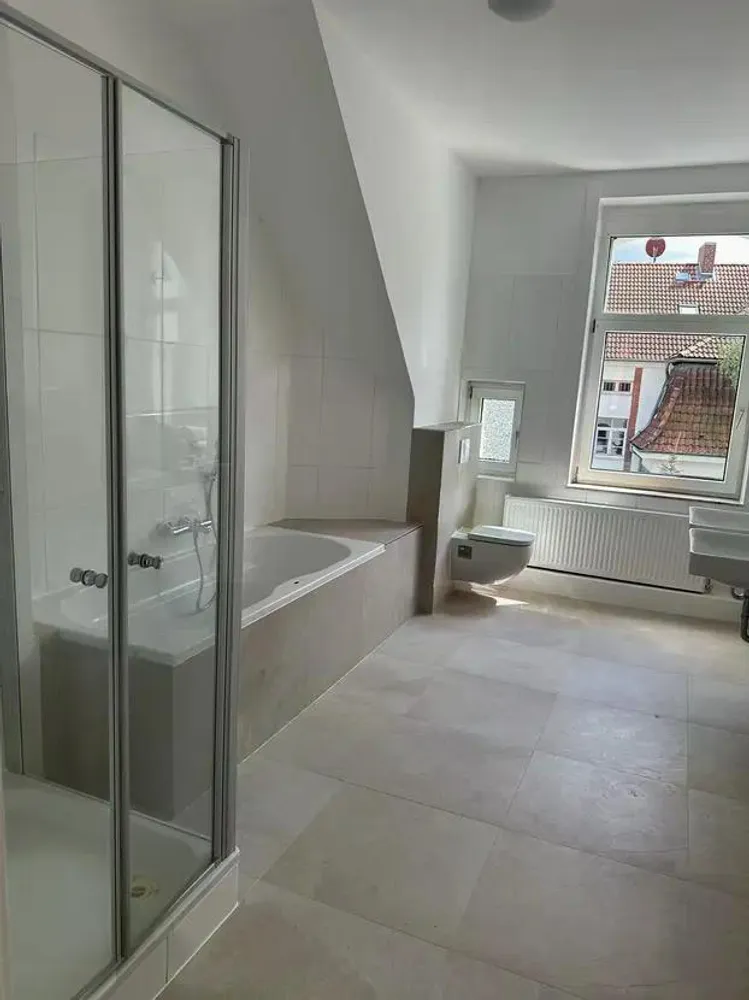 5 Zimmer Wohnung mit 119 m² in Hannover – Bild 5