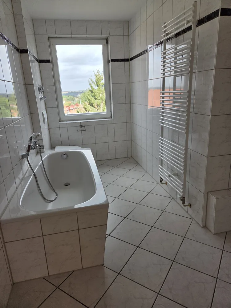 3 Zimmer Wohnung mit 80 m² in Weißenfels – Bild 8