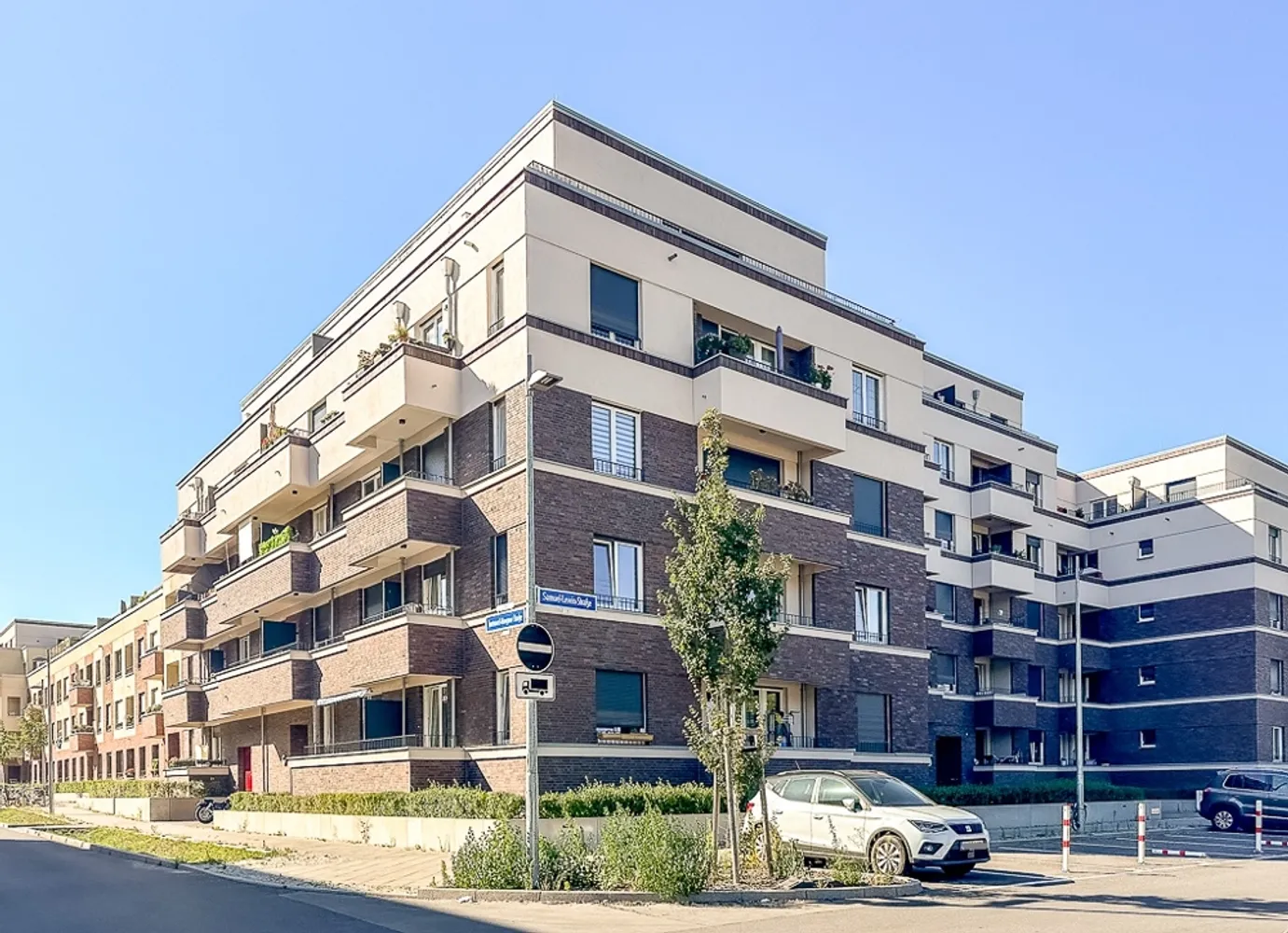4 Zimmer Wohnung mit 89 m² in Berlin – Bild 1