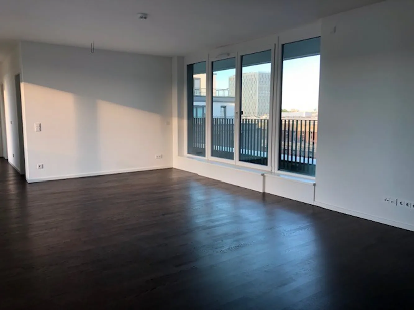 2 Zimmer Wohnung mit 95 m² in Berlin – Bild 1