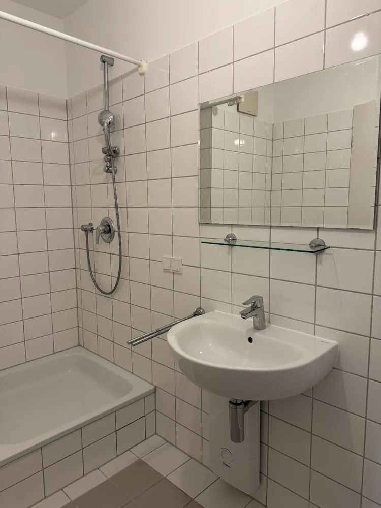 2 Zimmer Wohnung mit 76 m² in Düsseldorf – Bild 9