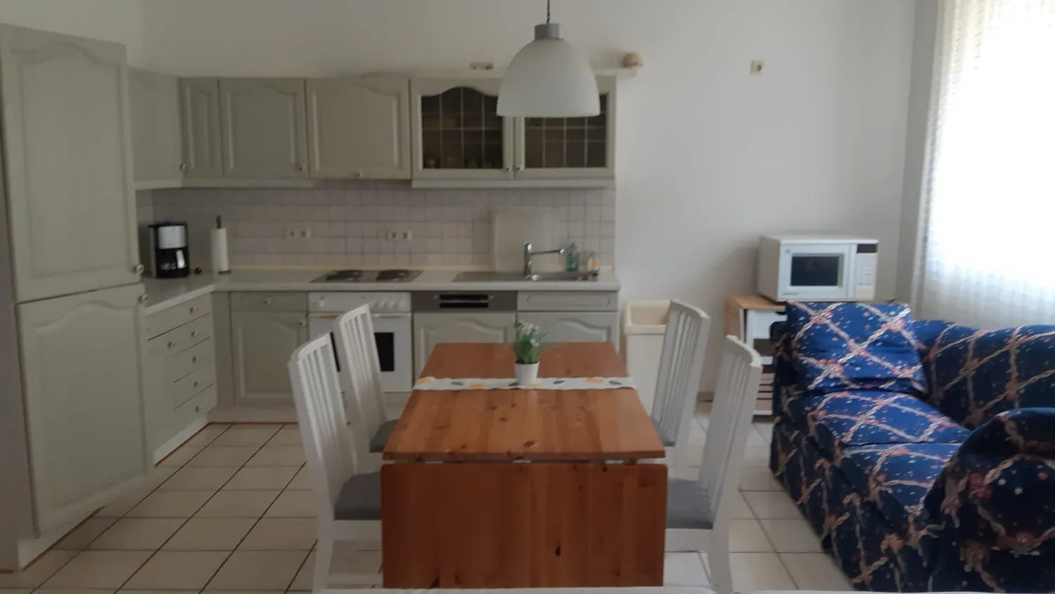 2 Zimmer Wohnung mit 80 m² in Mainz – Bild 2