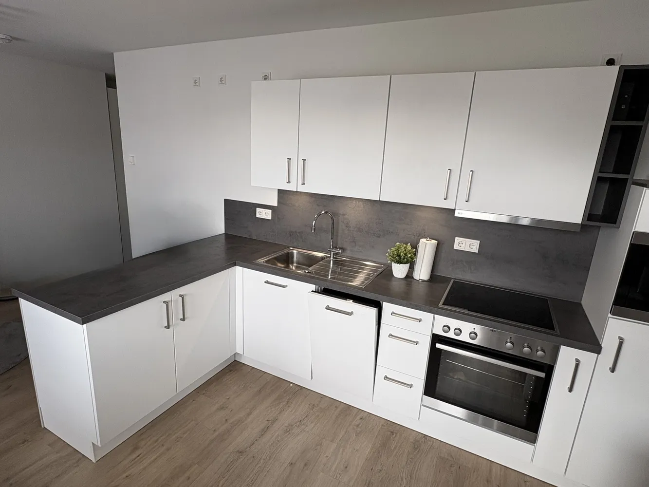 2 Zimmer Wohnung mit 51 m² in Wiesbaden – Bild 2