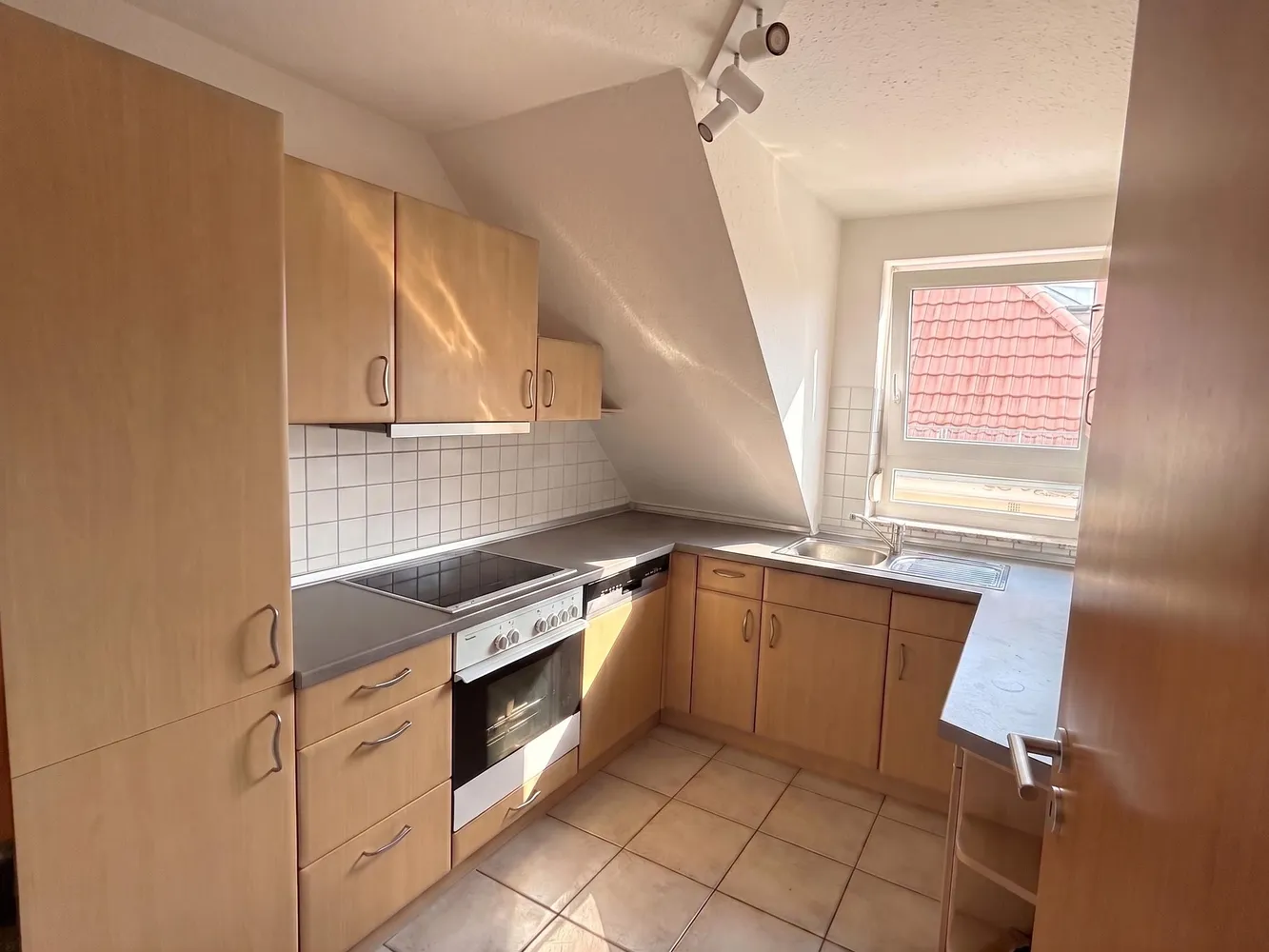3 Zimmer Wohnung mit 78 m² in Stuttgart – Bild 2