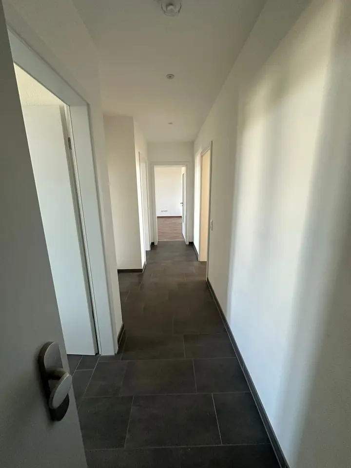 4 Zimmer Wohnung mit 95 m² in Magdeburg – Bild 9
