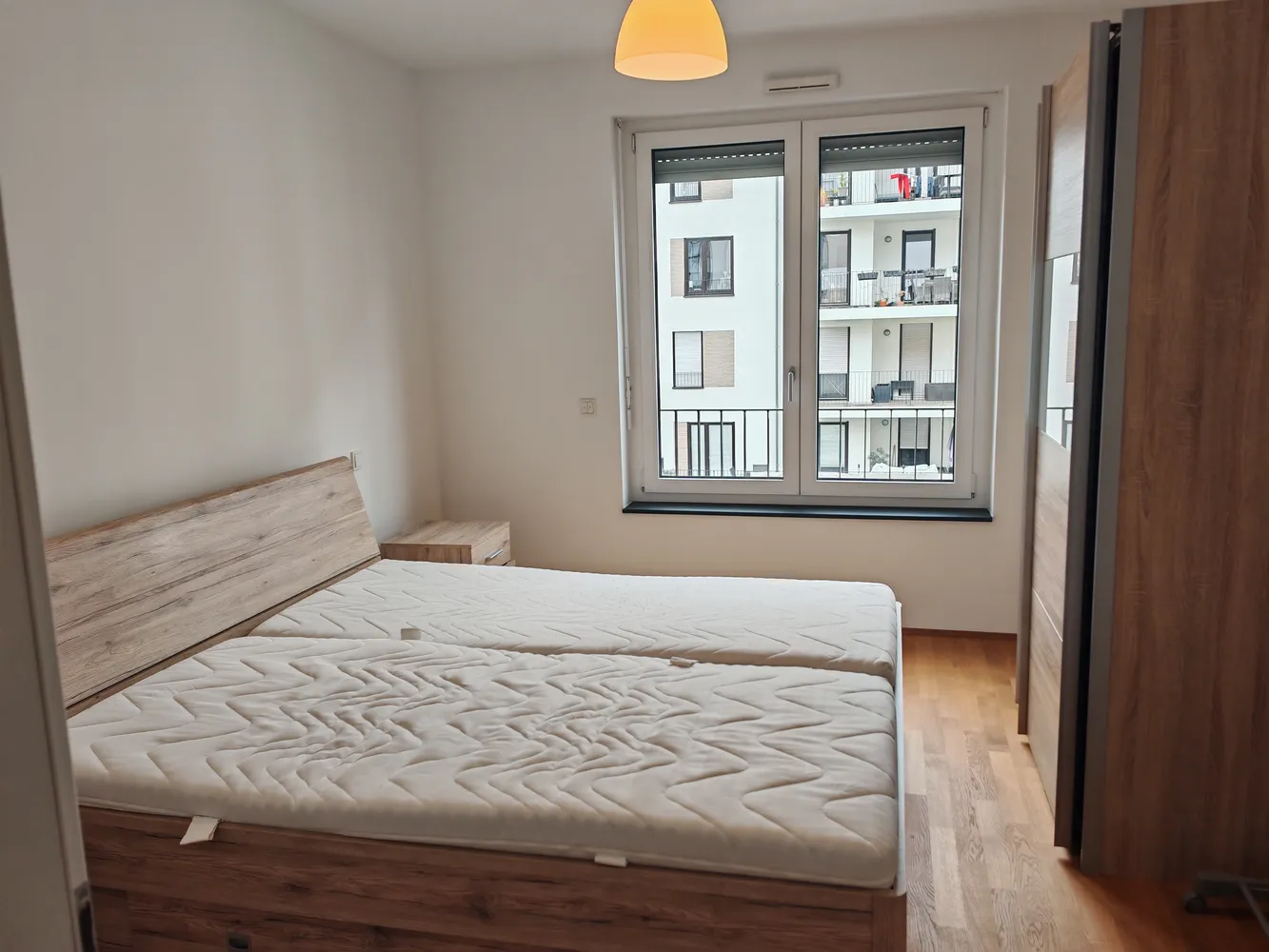 4 Zimmer Wohnung mit 98 m² in Köln – Bild 2