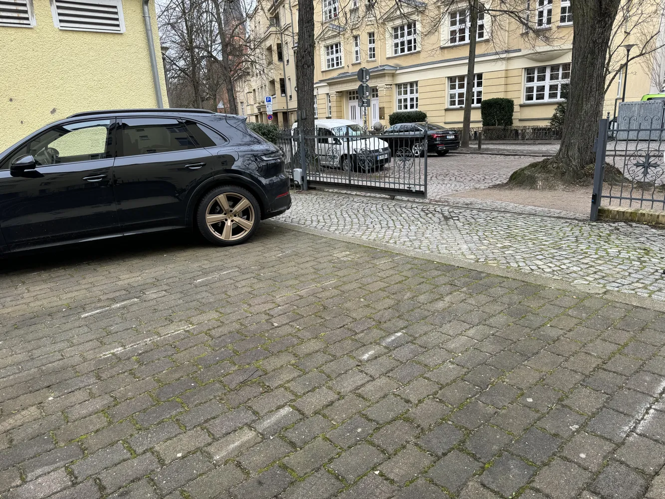 2 room apartment with 140 m² in Potsdam – Photo 9
