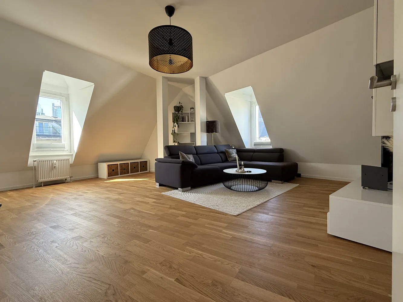 2 Zimmer Wohnung mit 72 m² in Frankfurt am Main – Bild 2