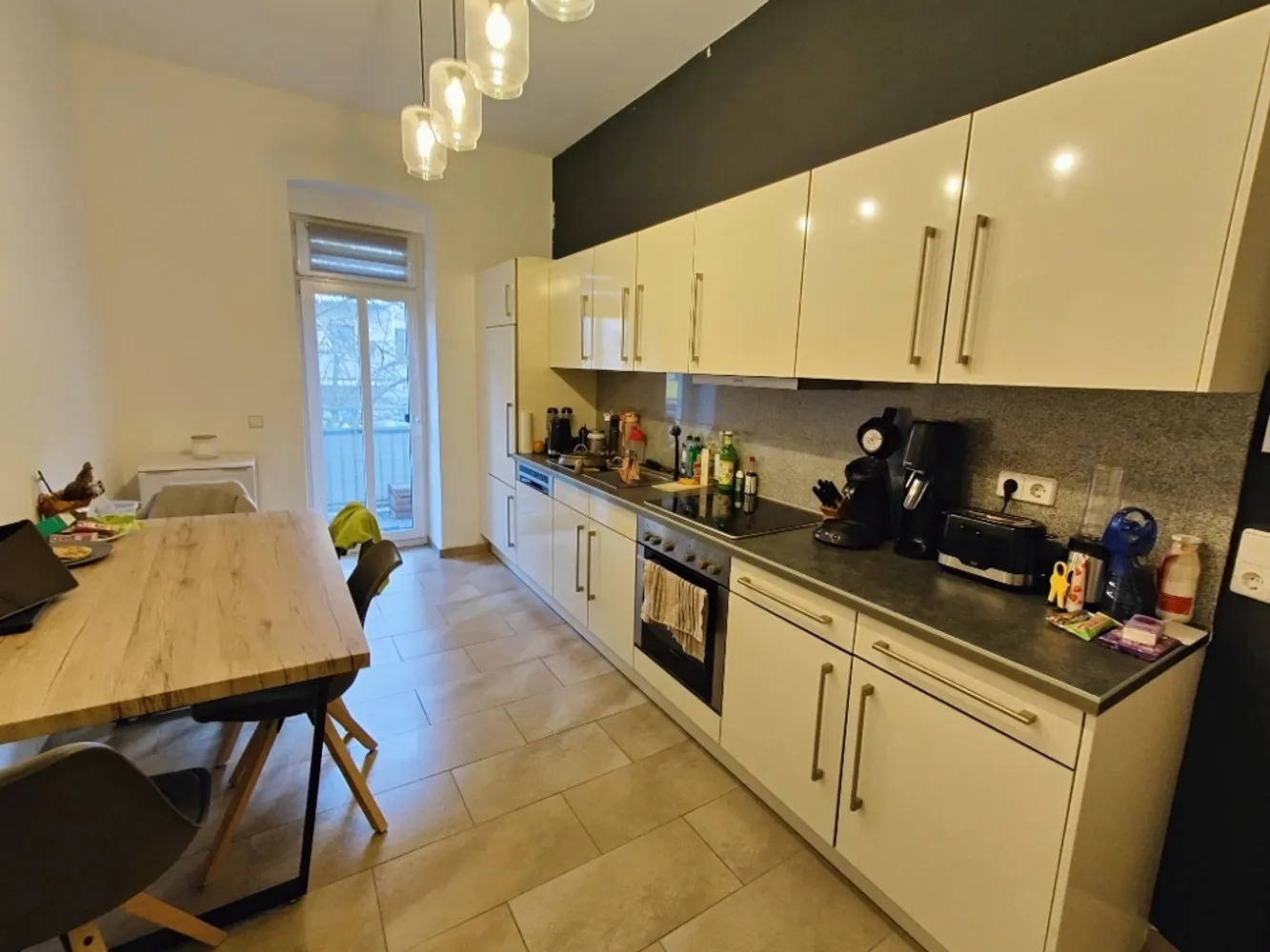 2 Zimmer Wohnung mit 66 m² in Halle (Saale) – Bild 1