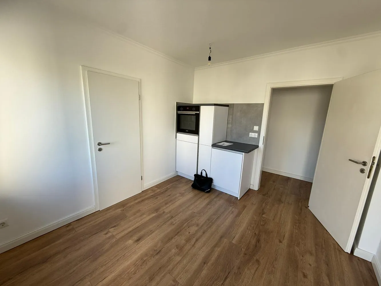 2 Zimmer Wohnung mit 82 m² in Köln – Bild 10