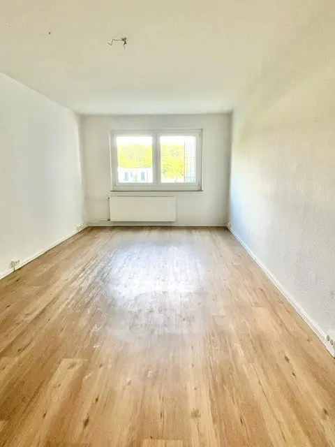 3 Zimmer Wohnung mit 77 m² in Schwerin – Bild 1